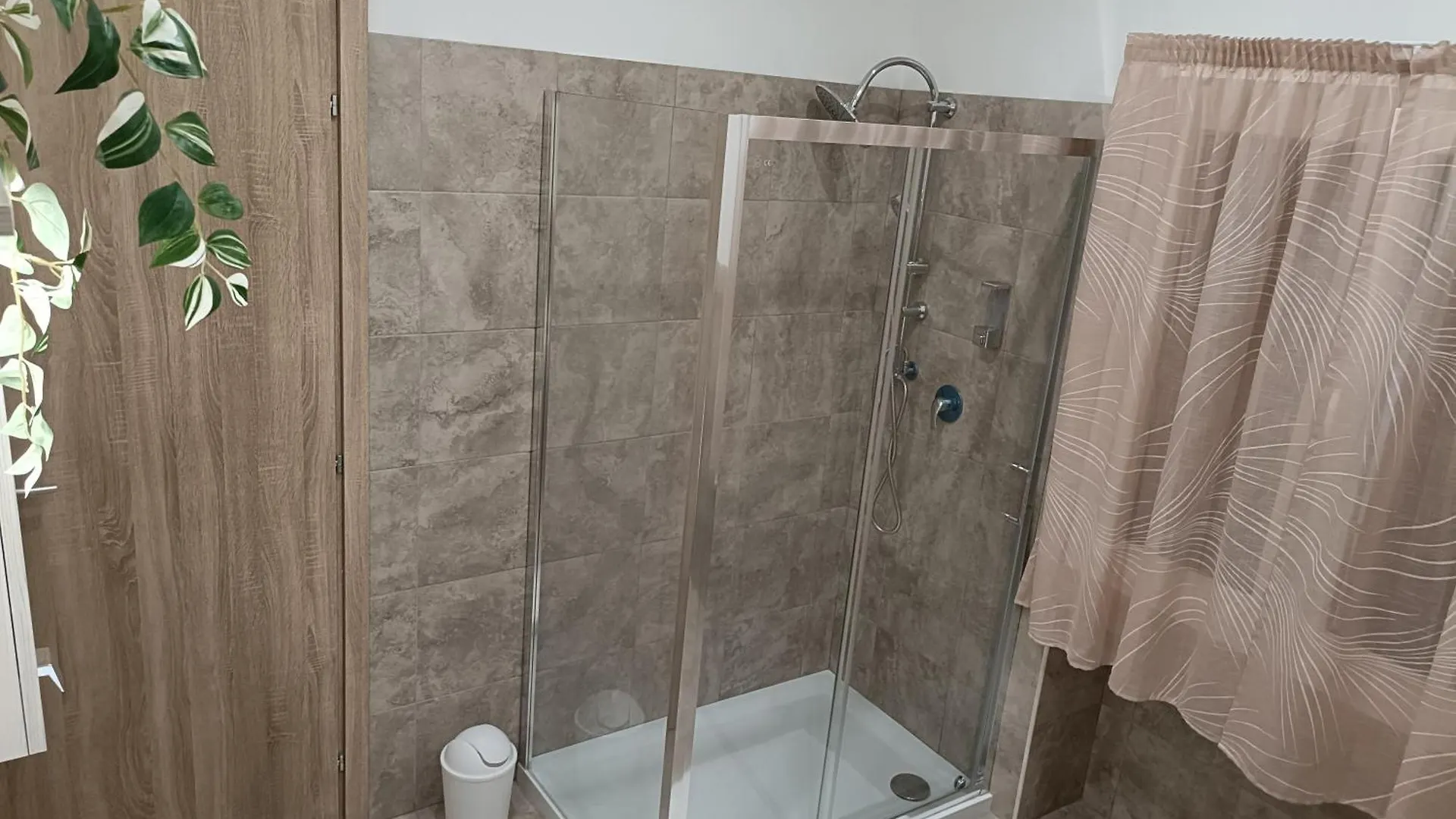 Ospitalita Romana Apartment Homestay Rome